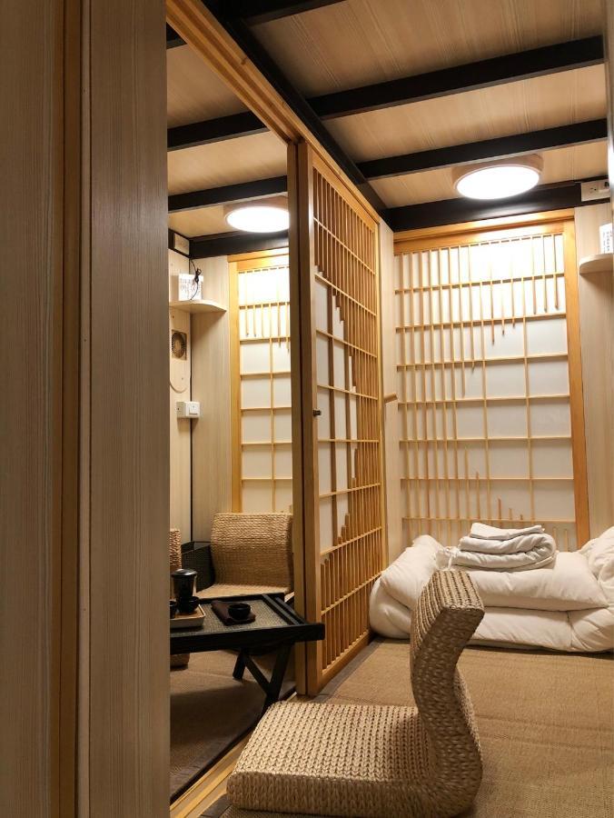 台甕茶室青年旅館 Tai-Wong Tatami Room Hostel Tainan Esterno foto